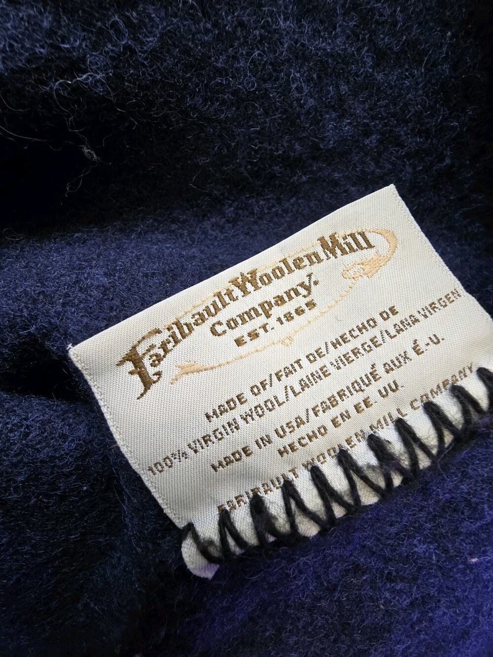 Vintage Faribault Woolen Mill Co. 100% Virgin Wool Blanket Made in USA 54" x 44